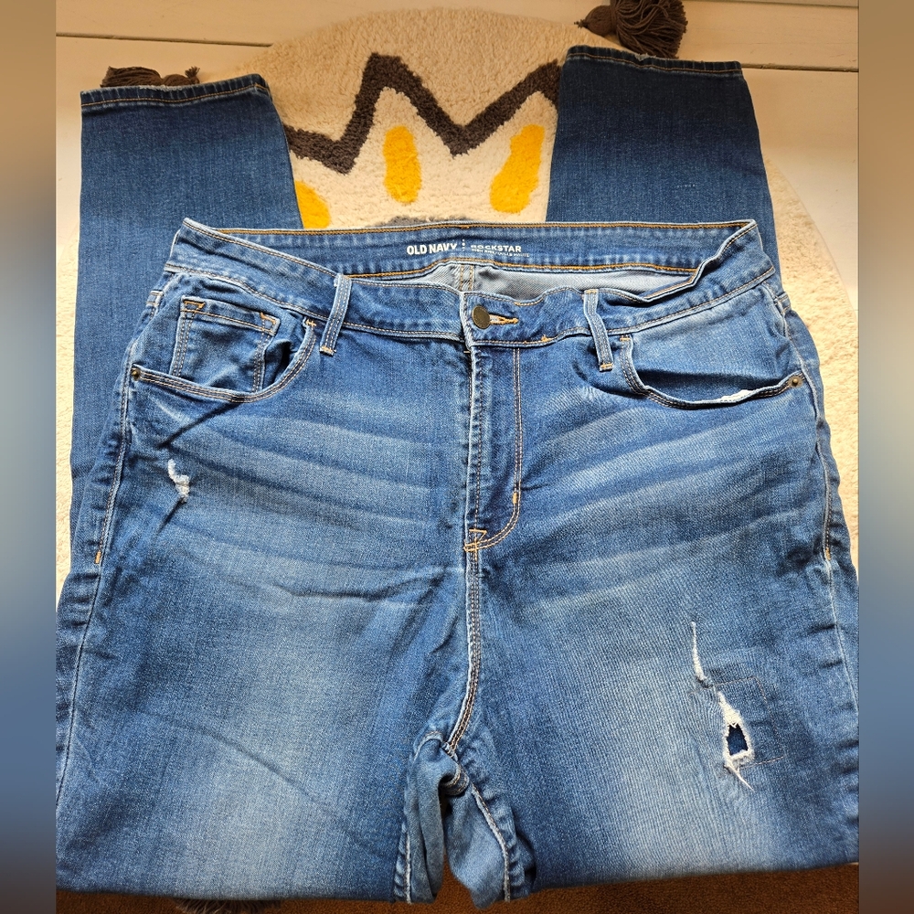 Old Navy Women's High Rise Rockstar Jeans 16